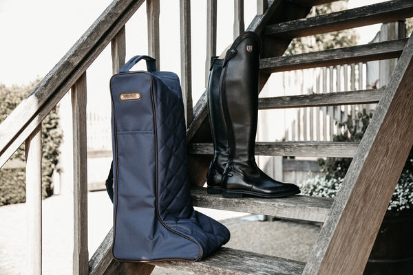 Kentucky Stiefeltasche mit Gravur | Stiefeltasche Navy | Kentucky Horsewear
