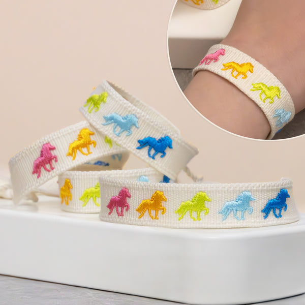 Armband Tölter Islandpferd bestickt "Colours"| Statement Canvas Armband | *limited Edition* | Geschenk, Glücksbringer