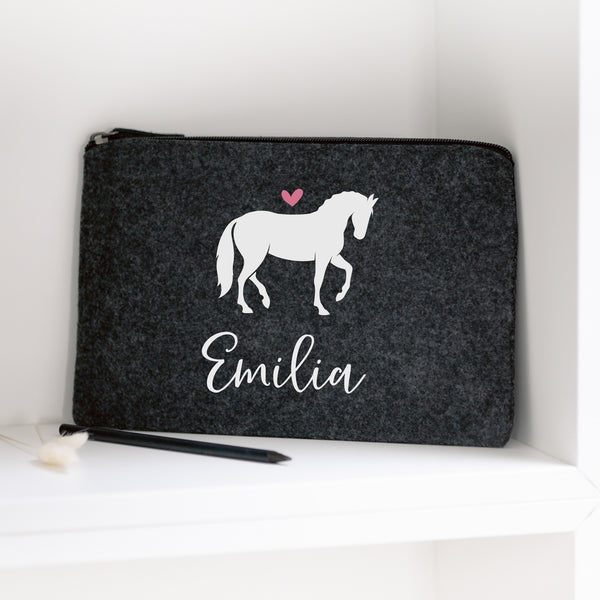 Mäppchen Filz "Wunschtext" personalisiert | Anthrazit | Design: "Pferd #1" | Geschenk, Geburtstag, Stiftemäppchen