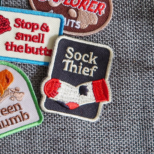 Patch zum Aufbügeln "Sock Thief" | Hunde, Geschenkidee