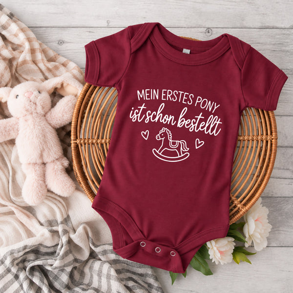 Body Strampler "Mein erstes Pony ist schon bestellt" | Baby, Geburt, Geschenk, Geburtstag